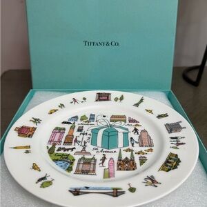 Tiffany & Co. 5th Avenue Pair Plate